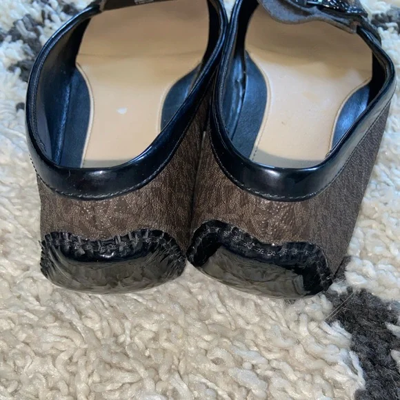 EUC Practically new Michael Kors Flats - Picture 5 of 6